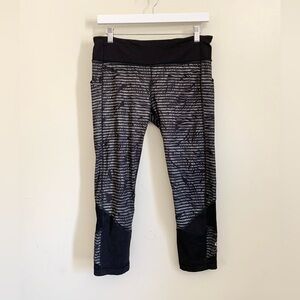 Lululemon Black Gray Leaves Stripe Pocket Leggings Size 8